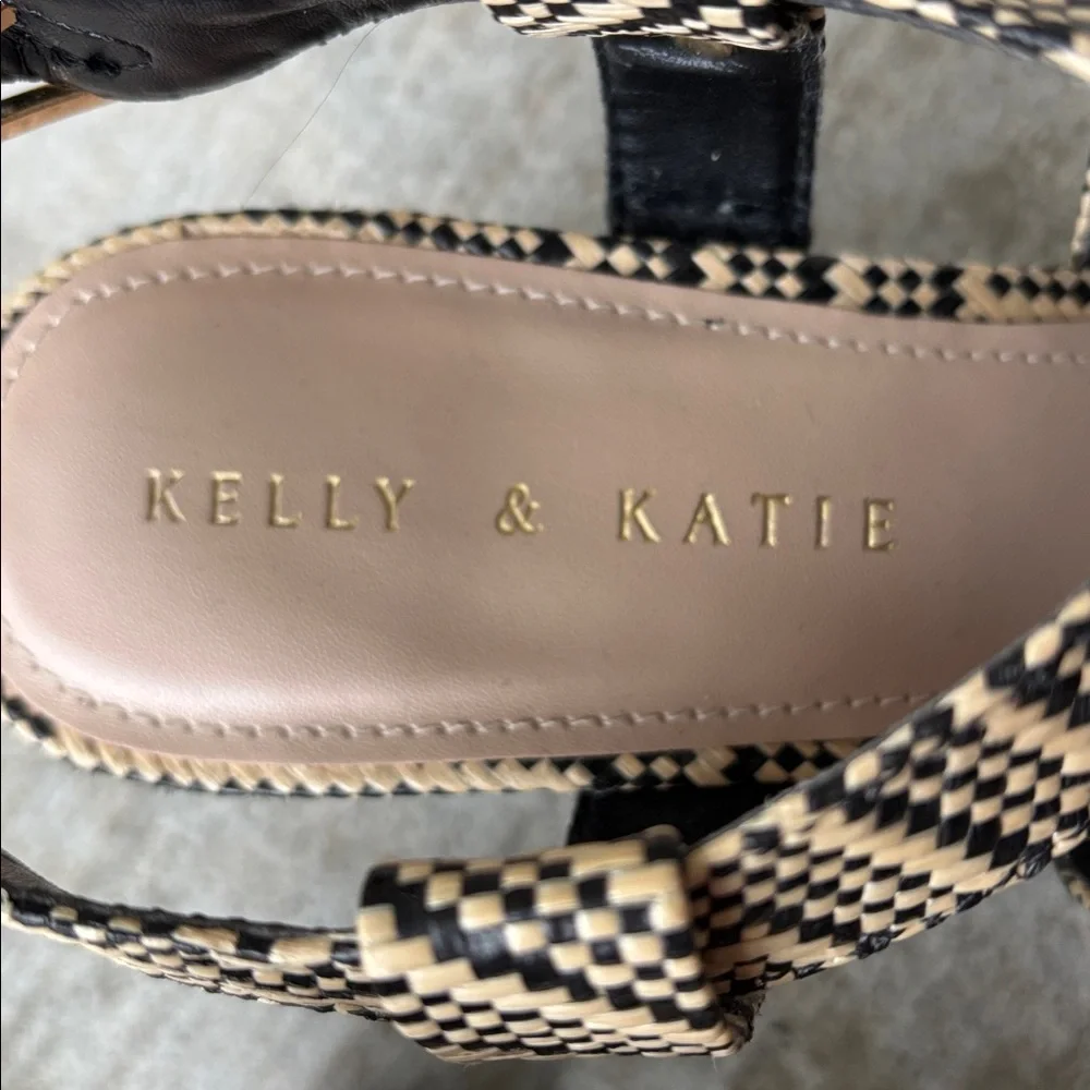 Kelly & Katie Frannie woven block heel sandals